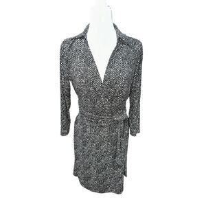 Ann Taylor Dress Surplice Collared Stretch Black Cream 8 Career Office Travel